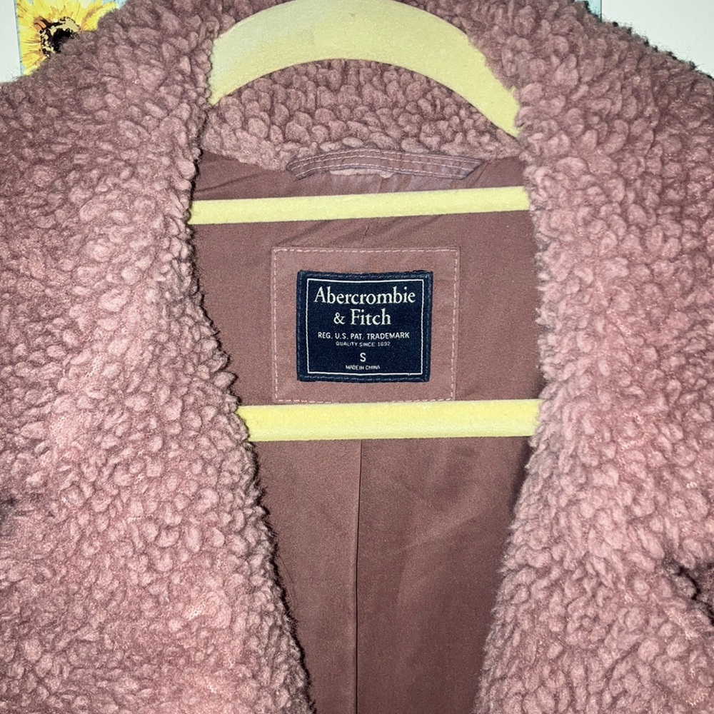 Abercrombie & Fitch Dusty Rose Fleece Jacket Luck of The Irish 🍀St Pat’s Sale